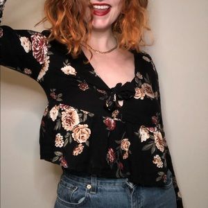 Flower tie babydoll long sleeve crop